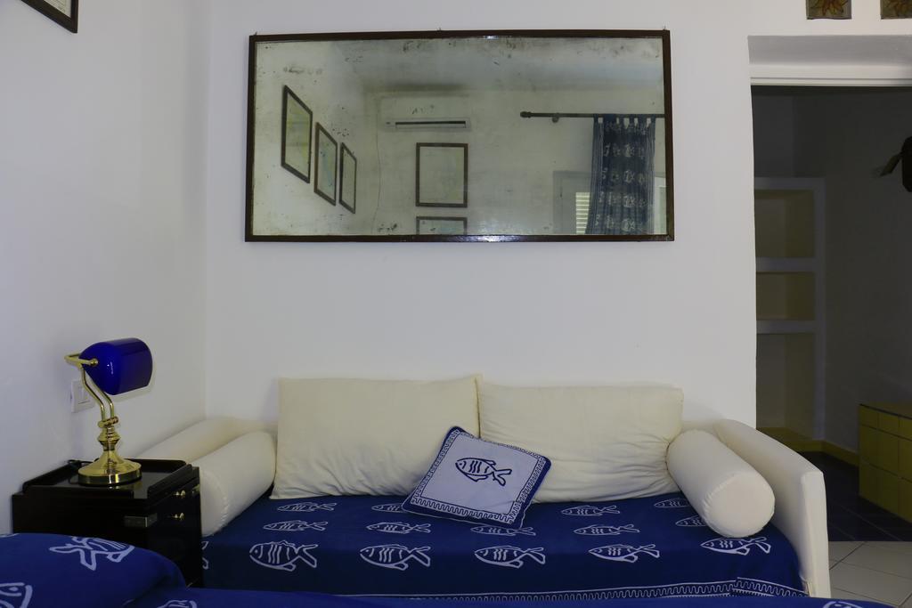 بونسا Cala Cavone Guest House المظهر الخارجي الصورة