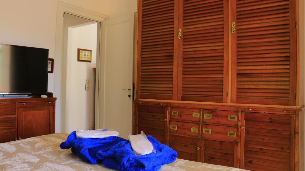 بونسا Cala Cavone Guest House المظهر الخارجي الصورة