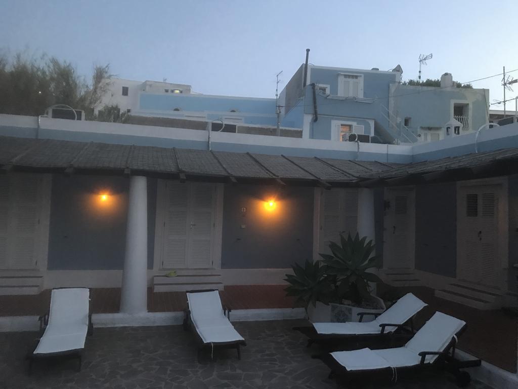 بونسا Cala Cavone Guest House المظهر الخارجي الصورة