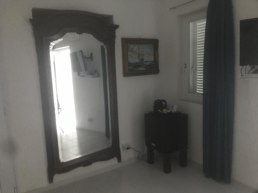 بونسا Cala Cavone Guest House المظهر الخارجي الصورة